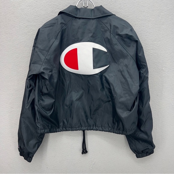 Champion Script Womens Medium Cropped Wind Breaker Jacket Black Snaps - Picture 7 of 7